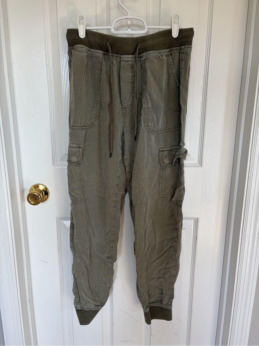 American Eagle Outfitters Olive Green Cargo Jogger Pants S